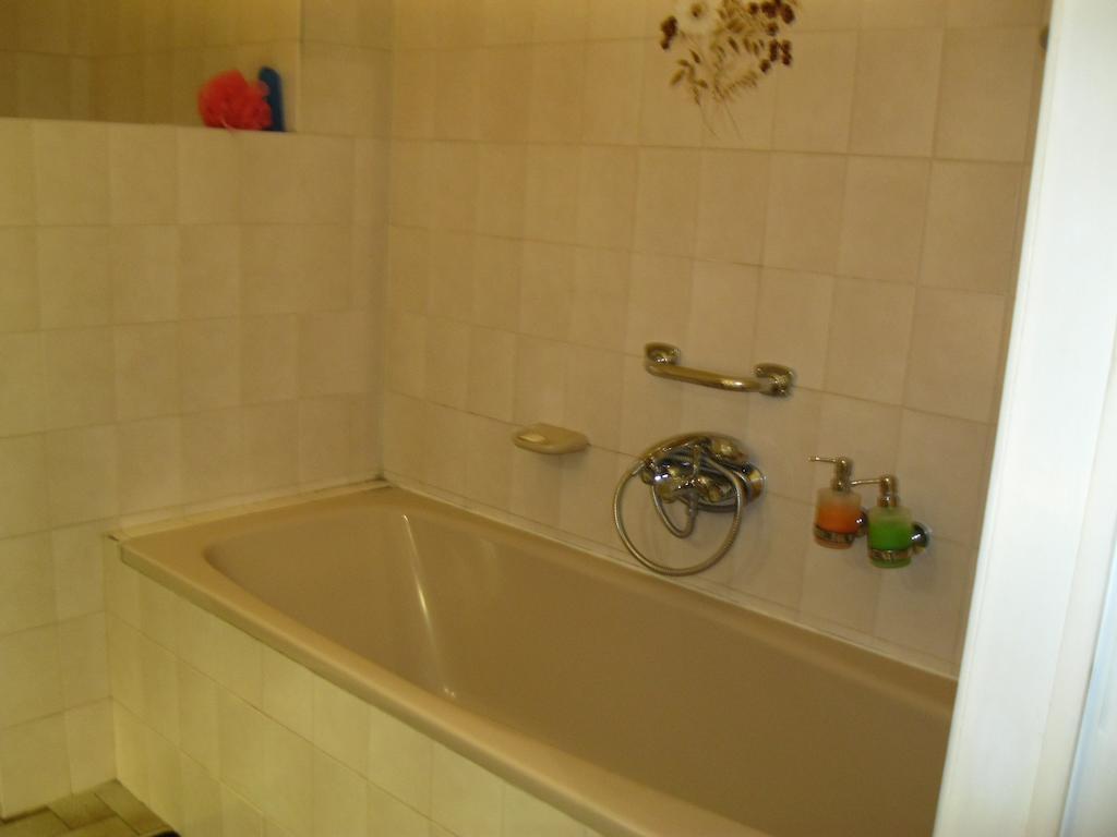 B&B Middelheim Anvers Oda fotoğraf